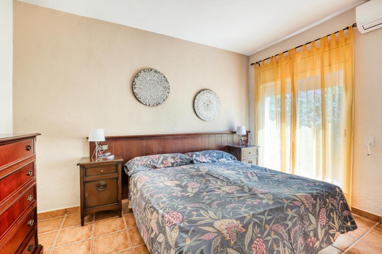 Villa Golfy 8 Golf Bonmont Terres Noves Exterior foto